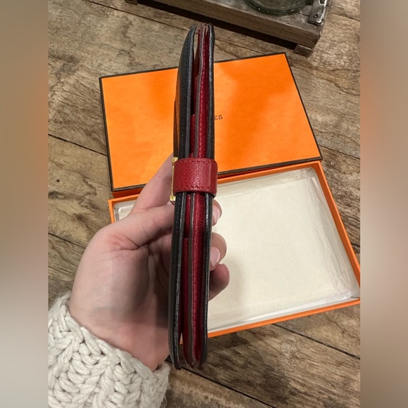 Hermes Bearn Classic Wallet w/ COA & Box - Picture 10 of 17